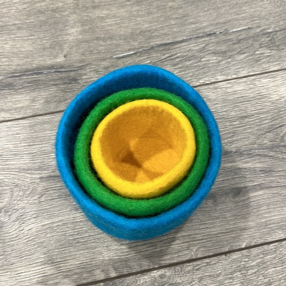 • LoveVery • Baby Montessori Based Toys Nesting Baskets Felt Blue, Green, Yellow - Picture 3 of 3